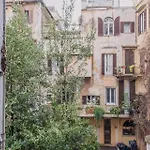 Exclusive Campo Dei Fiori Flat
