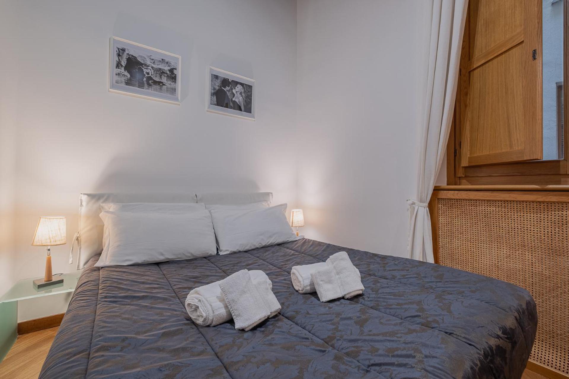 Exclusive Campo Dei Fiori Flat Apartment Rom